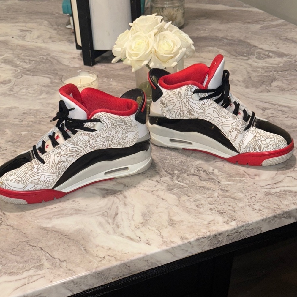 Jordan Kids Sneakers - Red, Black, White - Picture 7 of 15